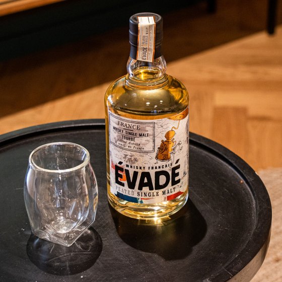 ÉVADÉ, whisky single malt tourbé 43% au meilleur prix