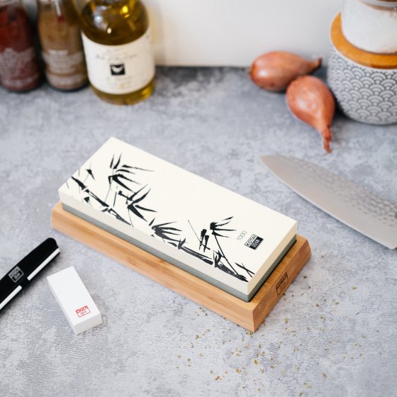 Pierre naturelle et aiguisage de couteaux japonais