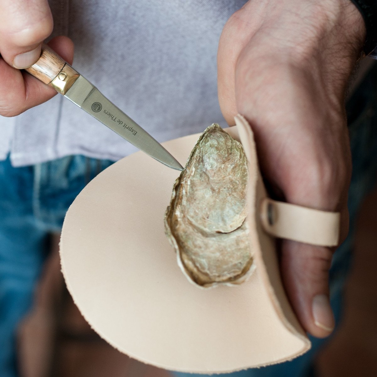 Coffret lancette à huître et protection cuir